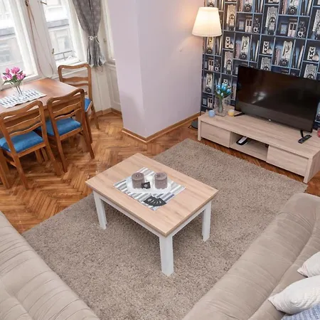 Sweet House Trg Apartment Belgrade