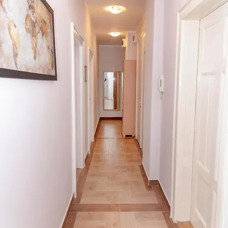 Apartment Sweet House Trg